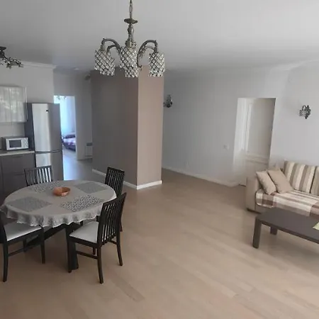 Appartement In Roja